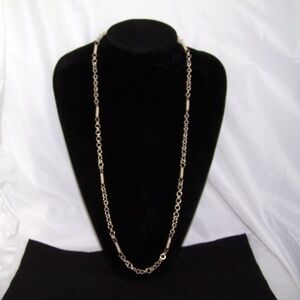 VTG - 15"  Silver Tone Necklace